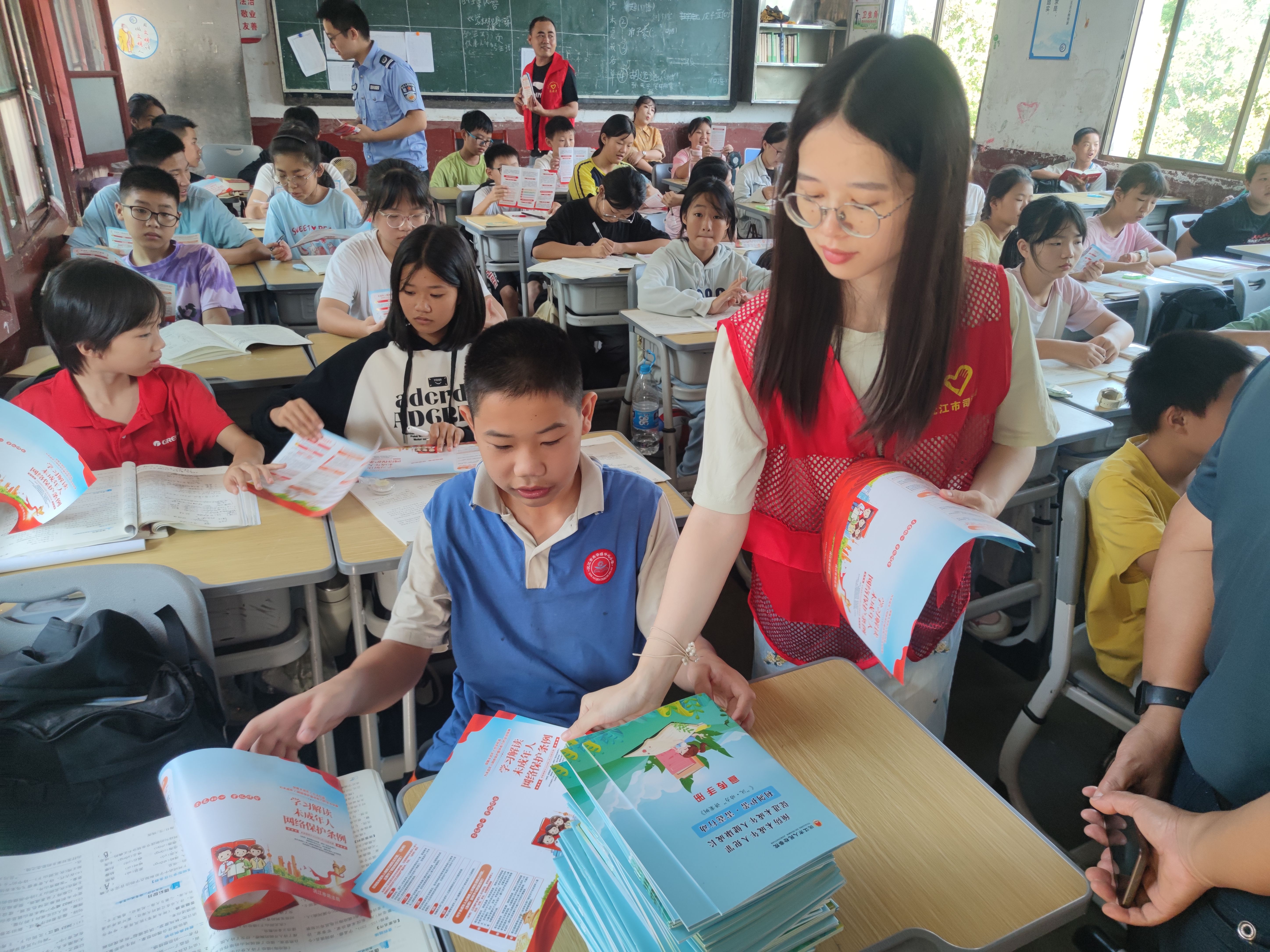 【沅江市】共建法治学校，守护每一个梦想1(1).jpg