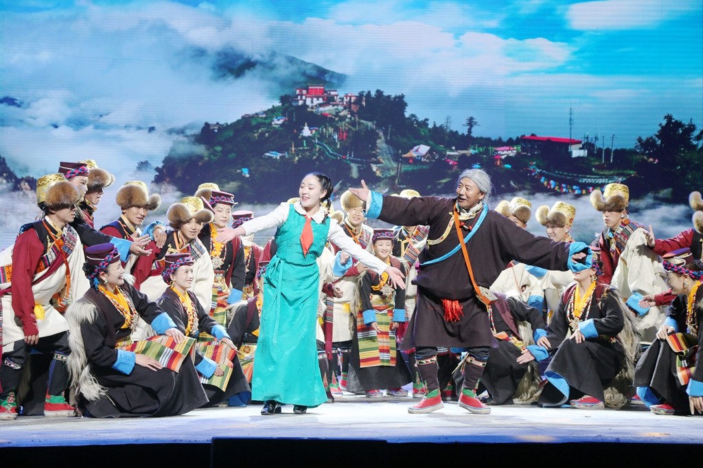 舞动春潮多彩非遗