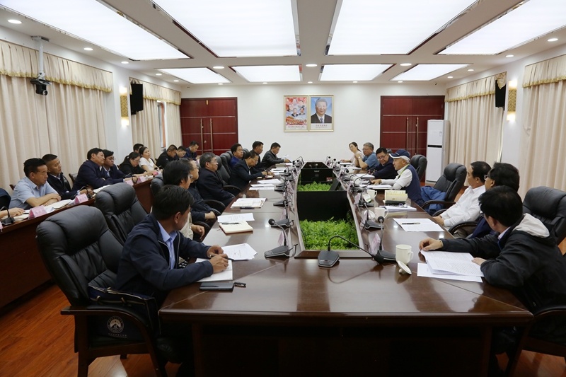 图为座谈会现场。（备选）_副本.jpg