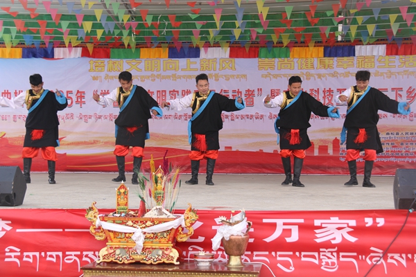 文艺演出相关图片 (2)_副本.jpg