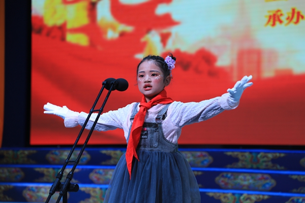 洛扎县举办第二届铸牢中华民族共同体意识主题演讲比赛_副本.jpg