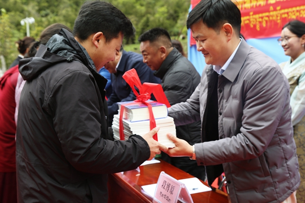 36DDCE66@E952A86E.2E523568_副本.jpg
