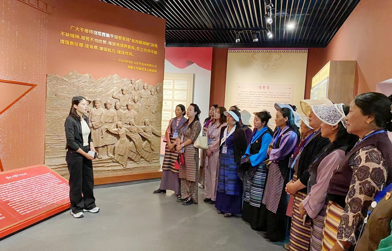 学习交流现场。 (1)_副本.jpg