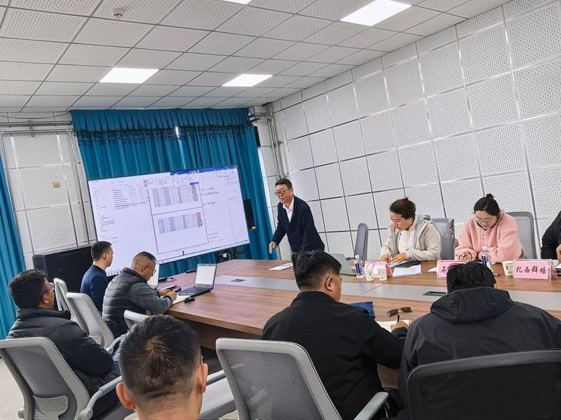 以会代训淬本领   精准评审严把关_副本.jpg
