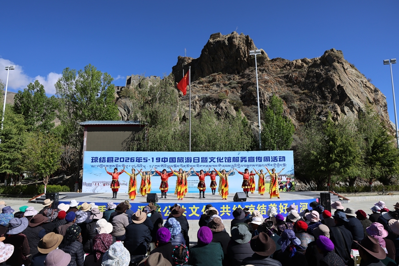 图为活动现场  (1).JPG