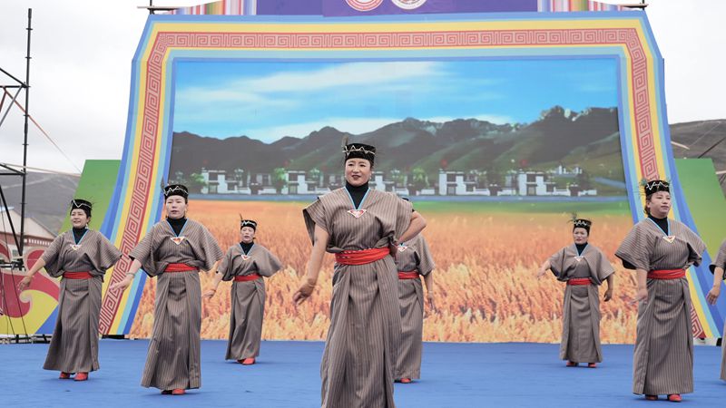 错那市隆重举办2026年“文化和自然遗产日”展示展演活动2_副本.jpg 错那市隆重举办2026年“文化和自然遗产日”展示展演活动2_副本.jpg