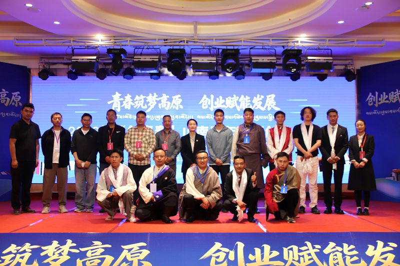 2e208764f99927f114af5f03fc0eee20_副本.jpg
