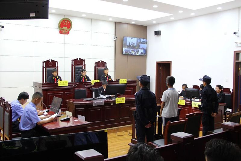 活动现场 (2)_副本.jpg 活动现场 (2)_副本.jpg