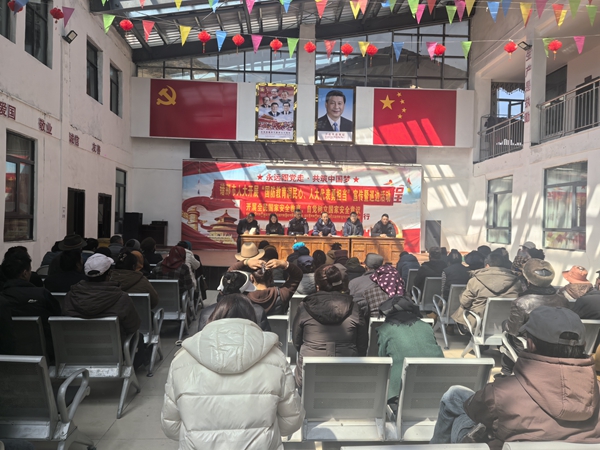 6错那市人大常委会开展集中宣讲和巡边护边活动 (1).jpg