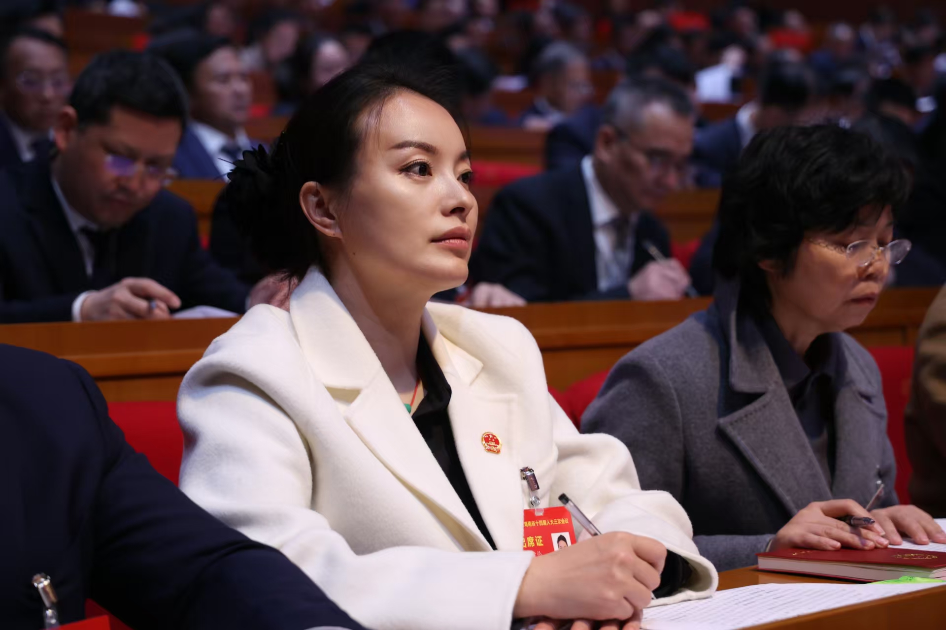 刘炫玲.jpg
