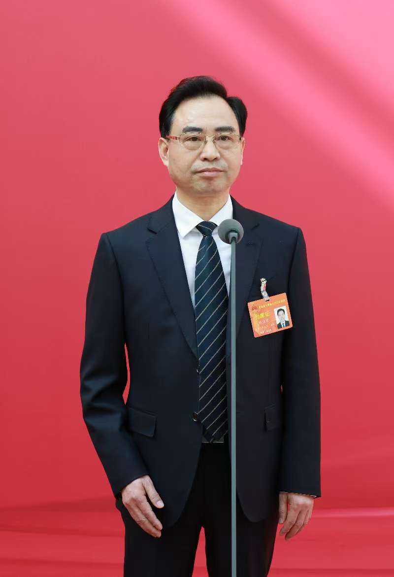 钱俊君.jpg