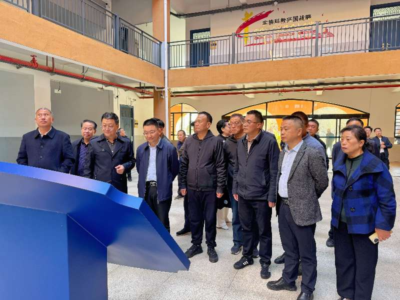 05cd3b26f0cbe2ebb15c935a9bf9ff27.jpg 05cd3b26f0cbe2ebb15c935a9bf9ff27.jpg