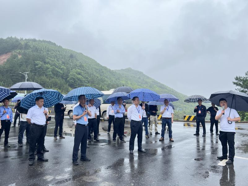 图片2.jpg 图片2.jpg