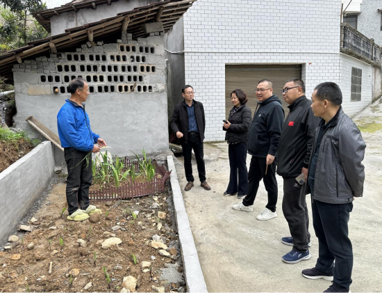 委员工作室调研饮用水源地保护2024.4.10_副本.png