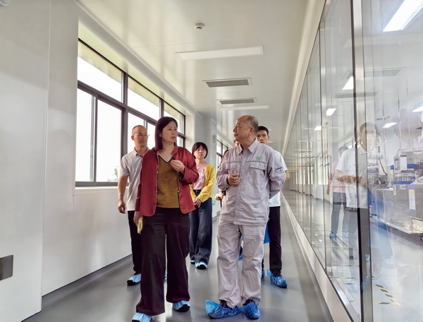 民革醴陵市委会开展“中药材产业发展可行性”及”文旅体融合发展促进全民健康”专题调研 (2).jpg 民革醴陵市委会开展“中药材产业发展可行性”及”文旅体融合发展促进全民健康”专题调研 (2).jpg