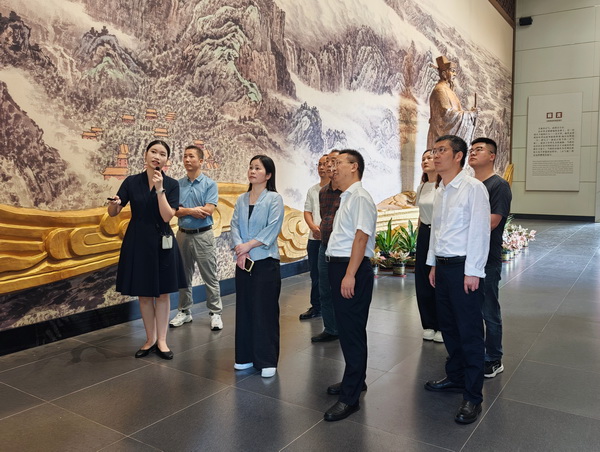 民革醴陵市委会开展“中药材产业发展可行性”及”文旅体融合发展促进全民健康”专题调研 (5).jpg 民革醴陵市委会开展“中药材产业发展可行性”及”文旅体融合发展促进全民健康”专题调研 (5).jpg