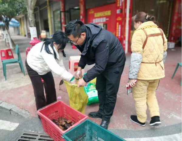 01.10 腊味飘香年味浓 北塔民革护航.png