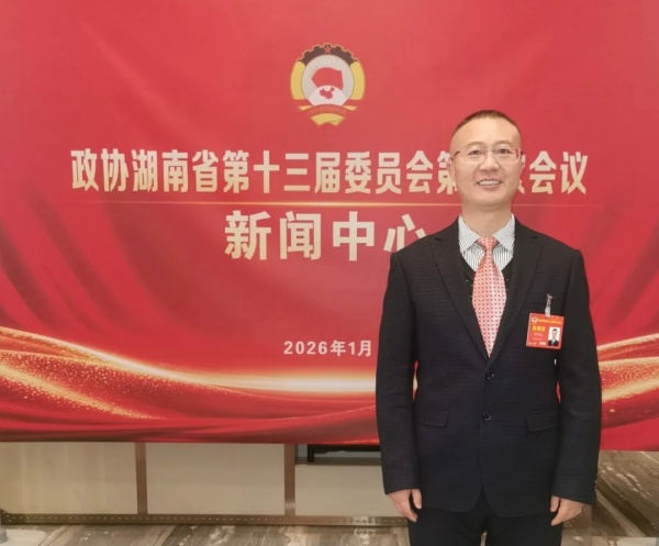 姚金成_副本.jpg 姚金成_副本.jpg