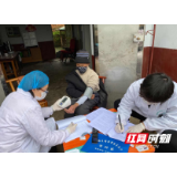岳阳：“疫情防控、健康扶贫”齐抓两不误