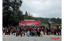 重阳敬老传美德  党群同心暖乡邻——永顺县高峰村开展重阳节主题敬老活动