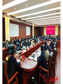 向加茂主持召开县委党的建设工作领导小组会议