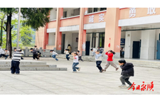 灵溪六小开展消防安全应急疏散演练