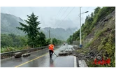 永顺县公路建设养护中心开展防汛抢险行动