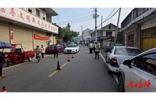 高坪乡开展赶场日联合执法行动