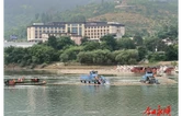 永顺打响酉水河夏季垃圾漂浮物打捞攻坚战