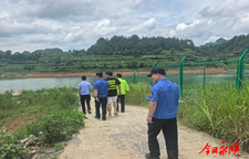 松柏镇：护水执法常态化 水绿山青生态美