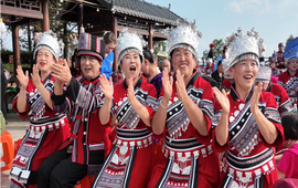 夕阳正红 醉美溪州——永顺县重阳文艺汇演尽展桑榆风采