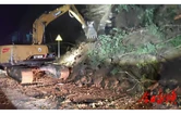 永顺县公路建设养护中心连夜开展防汛应急抢险行动