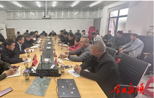 砂坝镇：政企农携手谋发展 探索产业振兴新路径