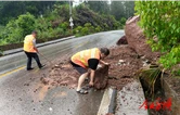 永顺县公路建设养护中心开展公路防汛抢险行动