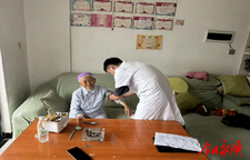 小溪镇：搬出大山天地宽 健康生活入民心