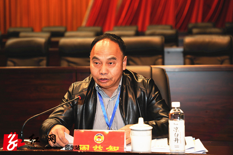 周益智宣读表彰决定_副本.jpg