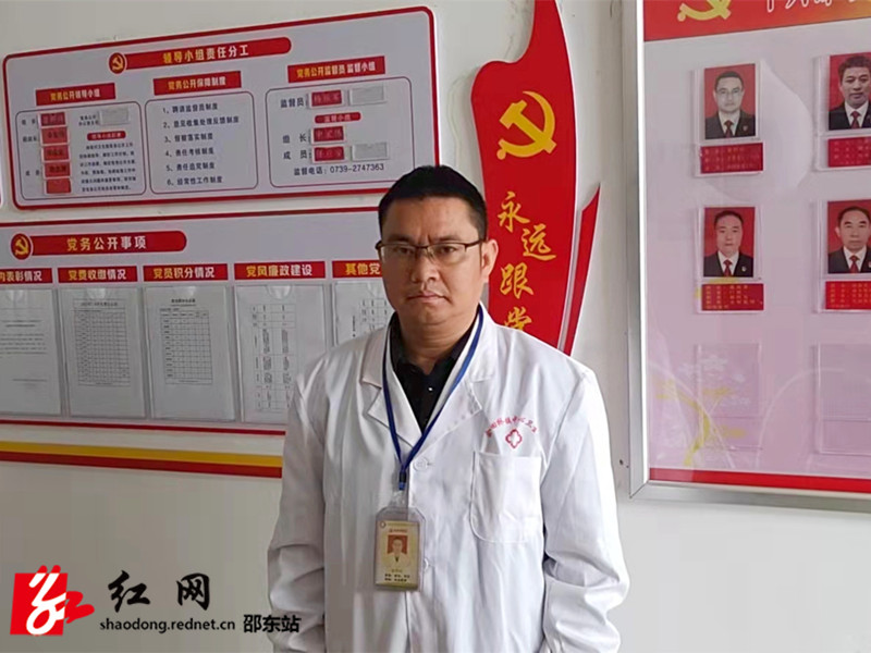 曾群辉_副本.jpg
