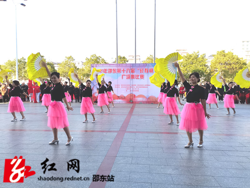 广场舞比赛_副本.jpg