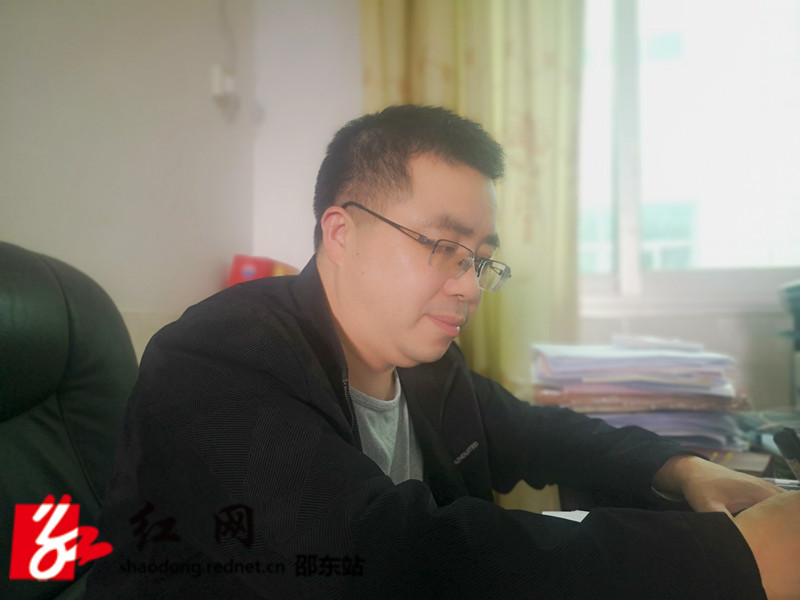 刘庆辉_副本.jpg