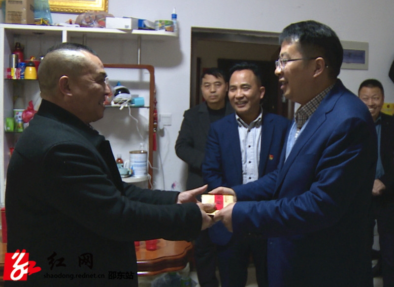沈志定走访慰问退役军人(图1)