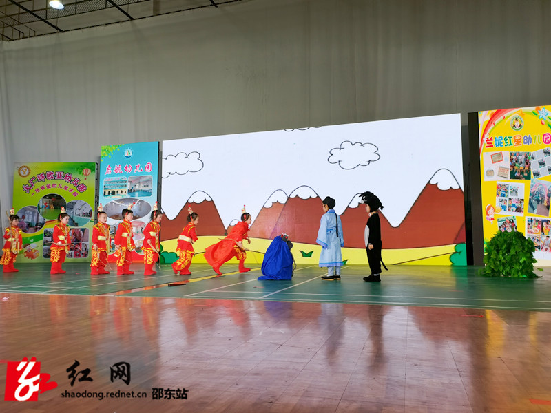 课本剧《东郭先生与狼》_副本.jpg