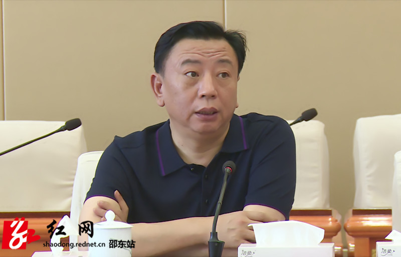 讲话_副本.jpg