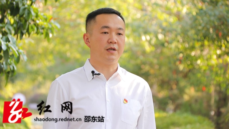 李泽邦_副本.jpg