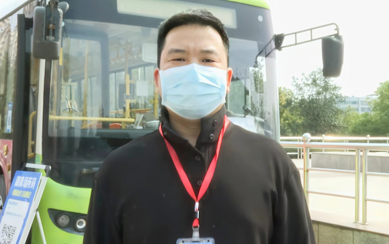 曾勇锋_副本.jpg