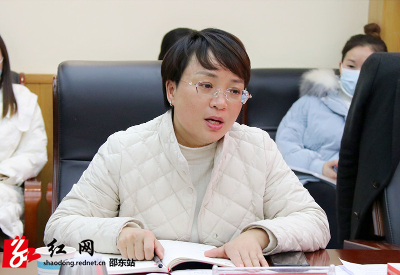 罗莉讲话 (2)_副本.jpg