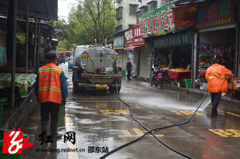 冲洗街面_副本.jpg