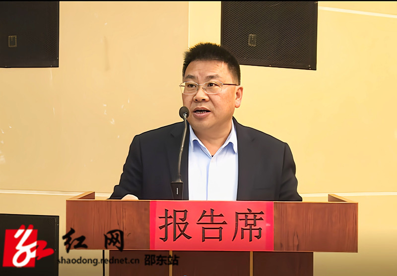 杨肇晖作表态发言_副本.jpg