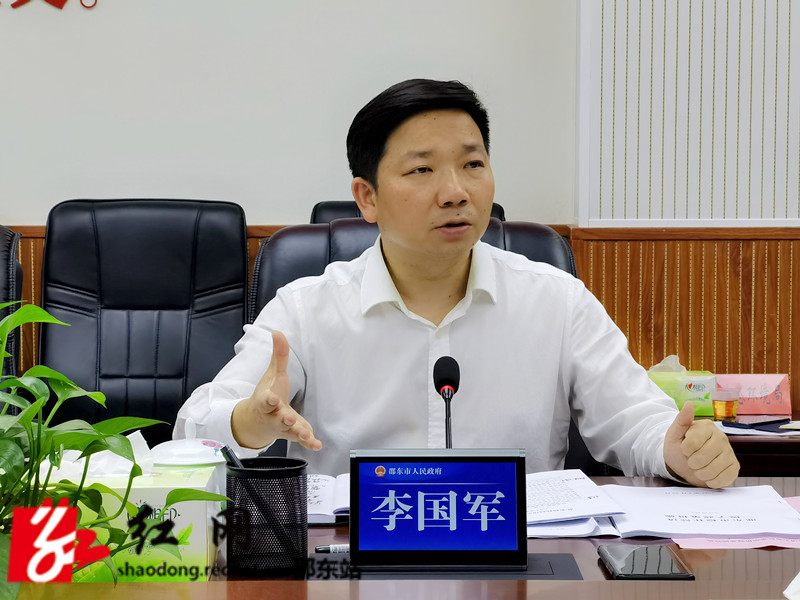 讲话_副本.jpg
