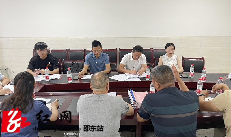 座谈会全景2_副本.jpg