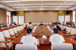 周玉凡主持召开人民医院东扩、中医医院搬迁工作专题调度会